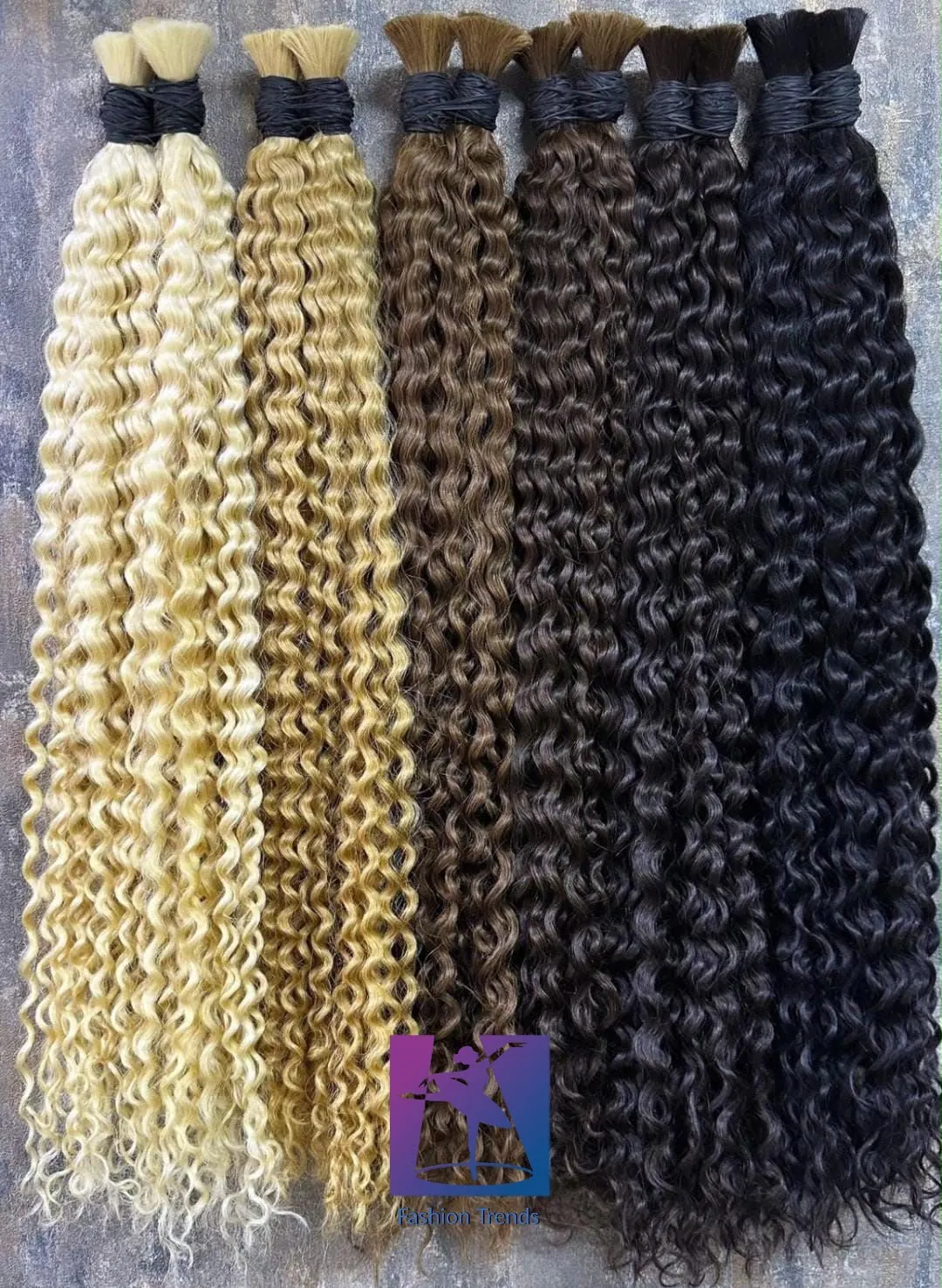 Beach blonde clip-in wefts — blonde · 100% Remy clip-in hair extensions in Dubai