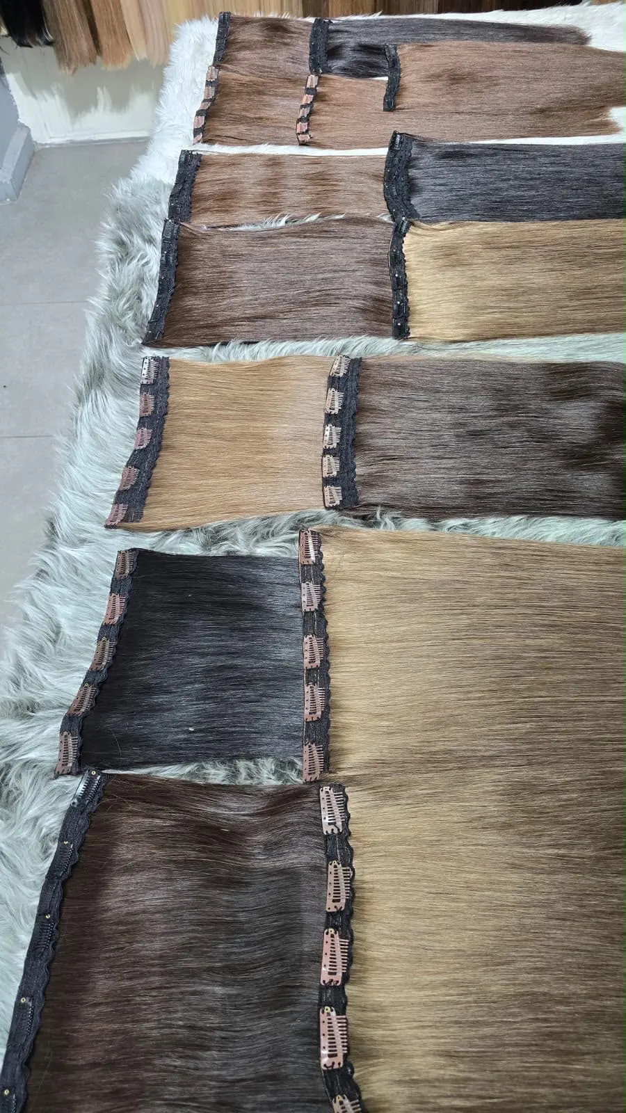Clip-in wefts · natural browns — brunette · 100% Remy clip-in hair extensions in Dubai
